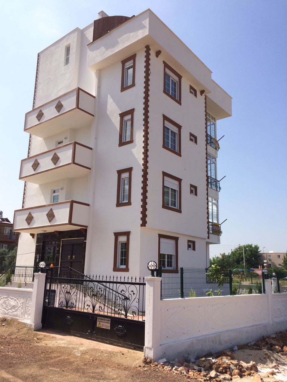 ANTALYA / DÖŞEMEALTI / BAHÇEYAKA 43 ADA 1 PARSEL